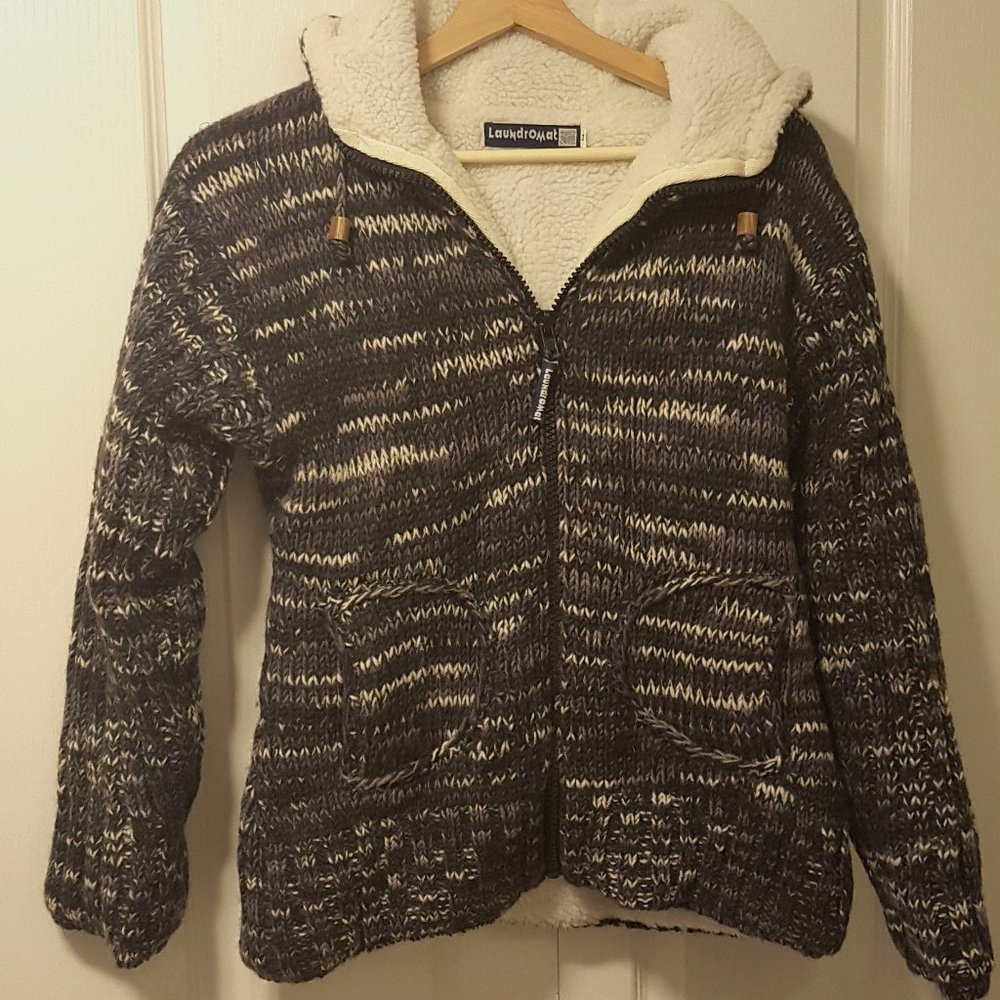 Wool Sweater with hoody.